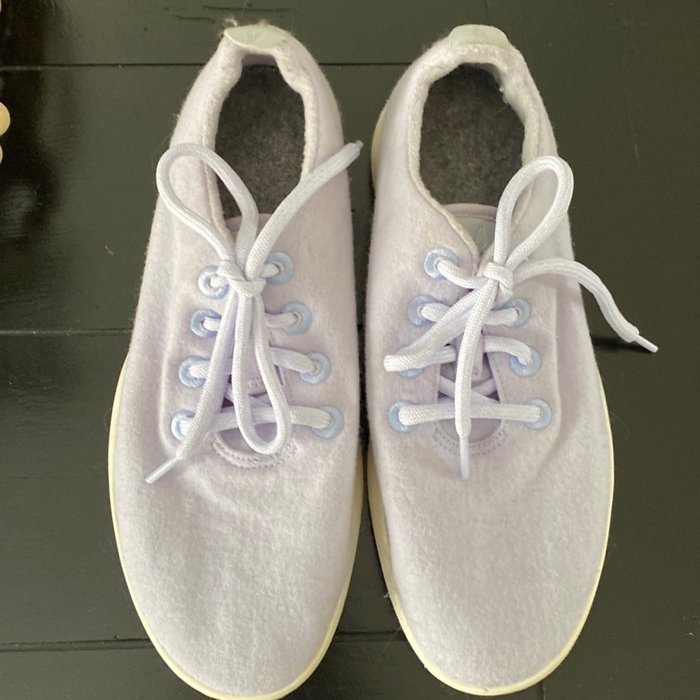 Allbirds wool runner tennis shoes